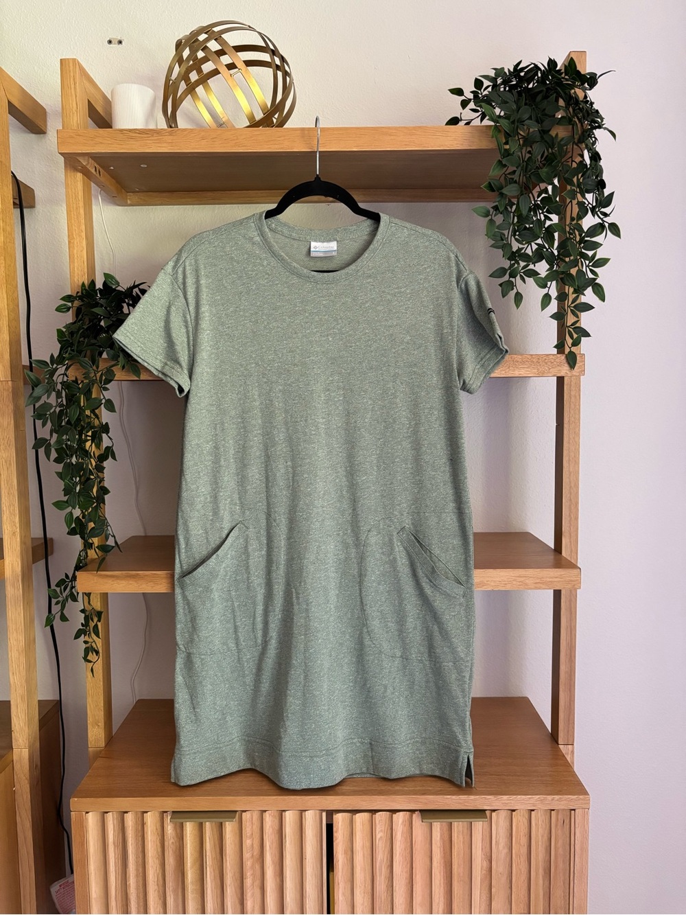 Columbia Sportswear T-Shirt Dress with Pockets NWOT